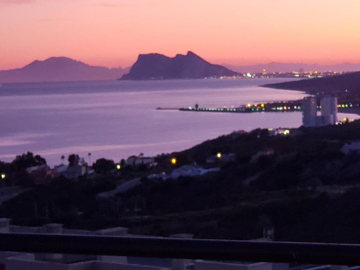 Manilva Townhouse With Spectacular Views Of Gibraltar Villa Exterior photo